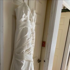 Brand new wedding dress, never worn, tag still on!
